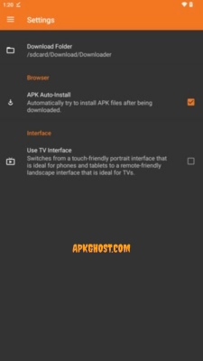 Tela de configurações do Downloader com a pasta de downloads, a instalação automática de APK e a opção de interface de TV